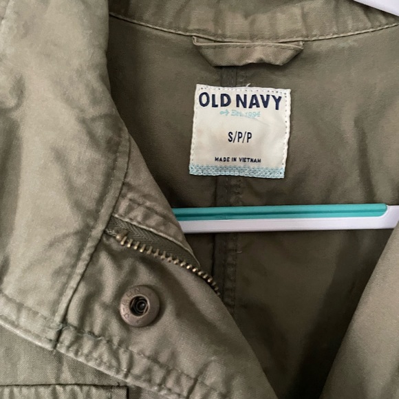 Old Navy Utility Jacket in Olive - Picture 9 of 9